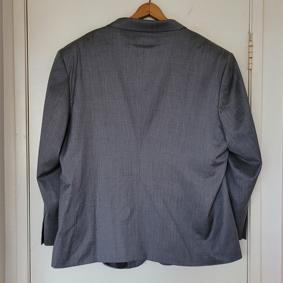 Vintage Oleg Cassini 2-Piece Silver Gray Suit, From The Cassini Gold Line - Picture 2 of 16